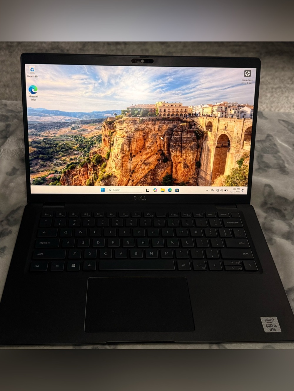 Dell latitude 7410 Laptop - Intel core I5 - 8GB RAM and 256GB storage